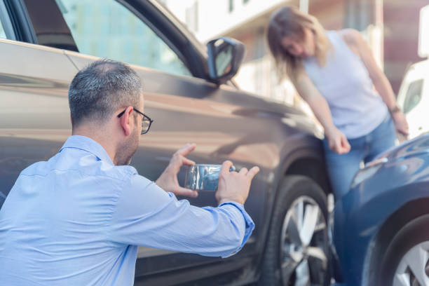 Professional Car Insurance Near Me technician working in Lincolnia, VA